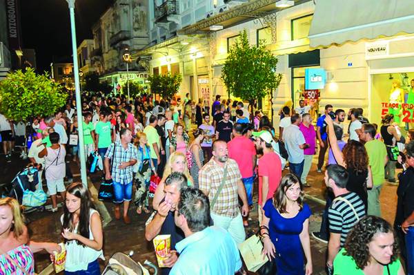 Αισιοδοξούν οι έμποροι για τη &quot;Λευκή Νύχτα&quot;