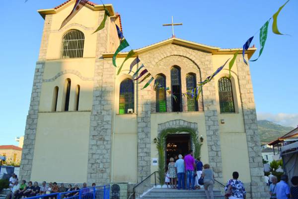 Προετοιμασίες για την εμποροπανήγυρη Κυπαρισσίας