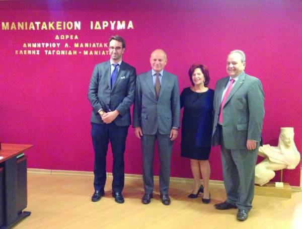 Ο πρέσβης της Ιταλίας στο Μανιατάκειο Ιδρυμα