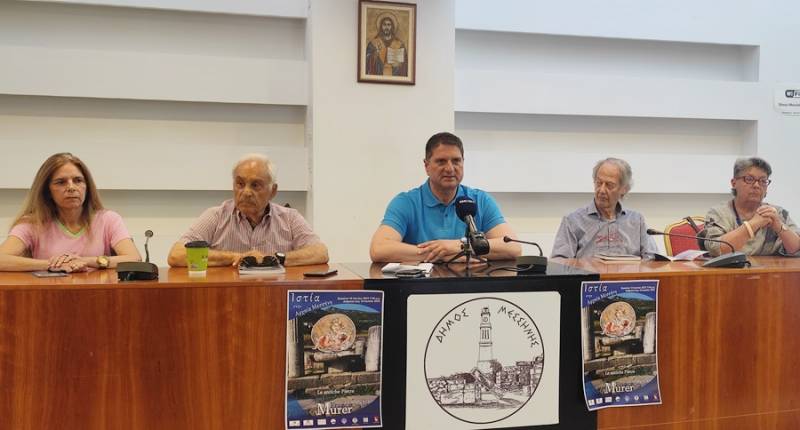 «Οι αρχαίες πέτρες» του Franco Murer στην Αρχαία Μεσσήνη