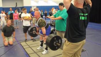 Ο υπεραθλητής της άρσης βαρών που γεννήθηκε με σύνδρομο down! (βίντεο)