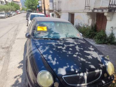 Τοποθετήθηκε προειδοποιητικό πορτοκαλί σήμα