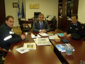 Συνάντηση Αποστολόπουλου με τον Περιφερειακό Διοικητή Πυροσβεστικών Υπηρεσιών