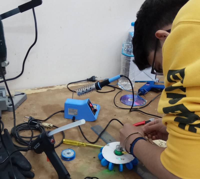 Μαθητές του 7ου Γυμνασίου Καλαμάτας στο CERN μετά την πρωτιά στο “STEMpowering Youth”