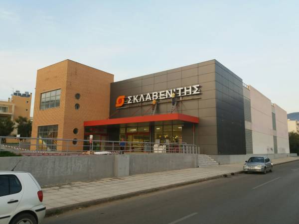 Ως &quot;Σκλαβενίτης&quot; λειτουργούν τα σούπερ μάρκετ &quot;Μαρινόπουλος&quot; και στην Καλαμάτα