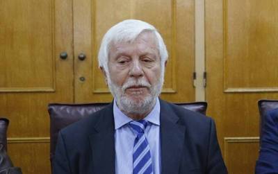 Τατούλης για αναβολή συνεδρίασης Περιφερειακού Συμβουλίου