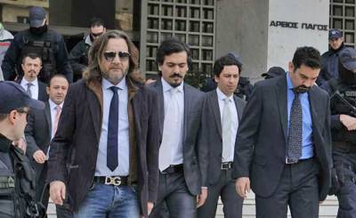 Ελεύθερος ο ένας εκ των οκτώ Τούρκων αξιωματικών