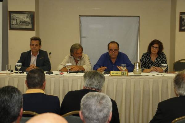 Συναδινός από Καλαμάτα: "Μακριά από φαραωνικά αθλητικά έργα" (βίντεο)