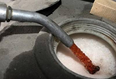 Πετράκος κατά Τσίπρα για πετρέλαιο θέρμανσης