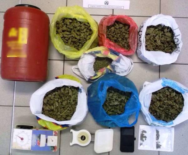 Δύο συλλήψεις για 3,4 κιλά χασίς στην Καλαμάτα