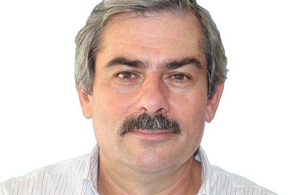 Πετράκος: "Κάτω τα χέρια από την Ελιά Καλαμάτας"