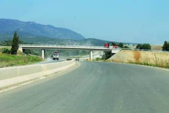 Δαβάκης για το Λεύκτρο - Σπάρτη: «Επί κυβερνήσεως Σαμαρά μειώθηκε η αποζημίωση»