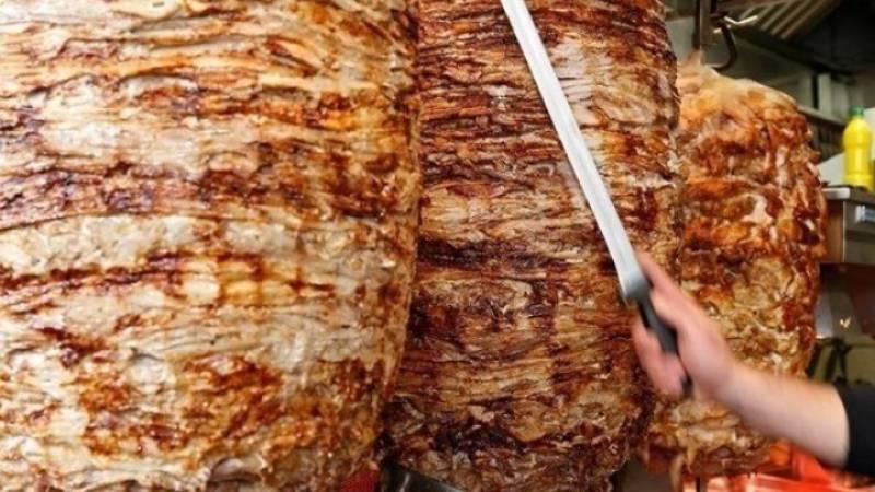 Ιδιοκτήτης ψητοπωλείου χτύπησε 14χρονη που έκλεψε σάντουιτς