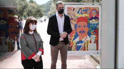 Σακελλαροπούλου: Περιηγήθηκε στη δράση "200 χρόνια Ελλάδα-40 χρόνια Ευρώπη" (Βίντεο)