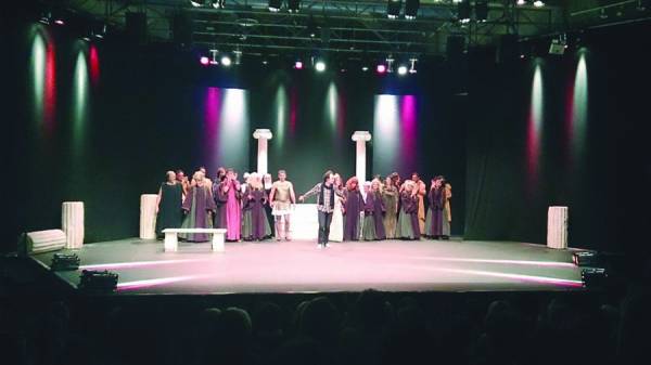 &quot;Συν Ενα - Μιχάλης Τούμπουρος&quot;: Λαμπερή πρεμιέρα έκανε η &quot;Μήδεια&quot; (φωτογραφίες)