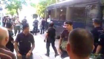 Πενήντα προσαγωγές Χρυσαυγιτών στην Ακρόπολη