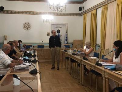 Περιφέρεια Πελοποννήσου: Προγραμματισμός δράσεων για τουριστική προβολή το 2021