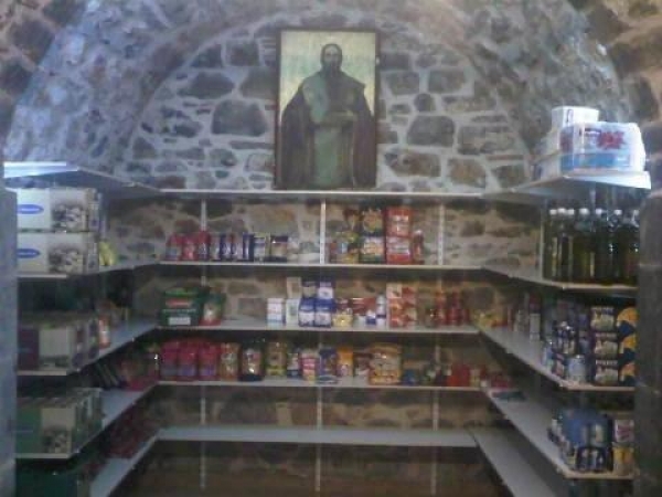 “Το καλάθι του φτωχού αδελφού” από τη Μητρόπολη Μαντινείας