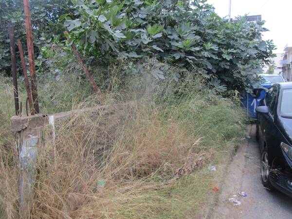 Εκλεισε το πεζοδρόμιο