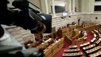 Σκάνδαλο ΟΠΕΚΕΠΕ: Στην Ολομέλεια η συζήτηση για άρση ασυλίας 13 βουλευτών της ΝΔ
