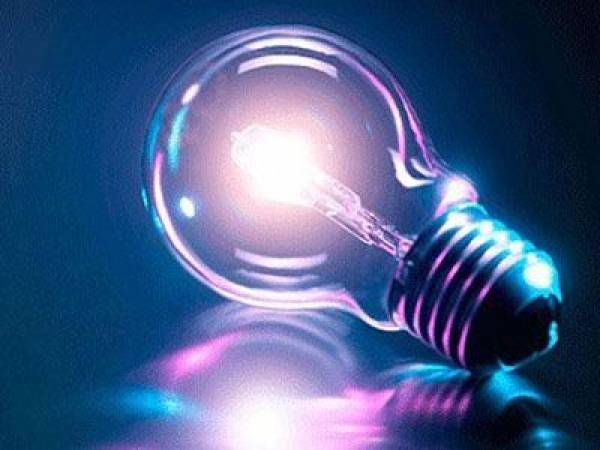 Ο Νίκας συμφωνεί με το Εργατικό Κέντρο για τον επιμερισμό της δαπάνης ρεύματος