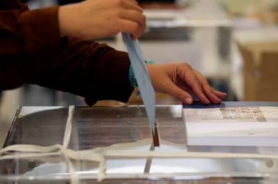 Επιλογή υποψηφίων με δημοκρατικές διαδικασίες