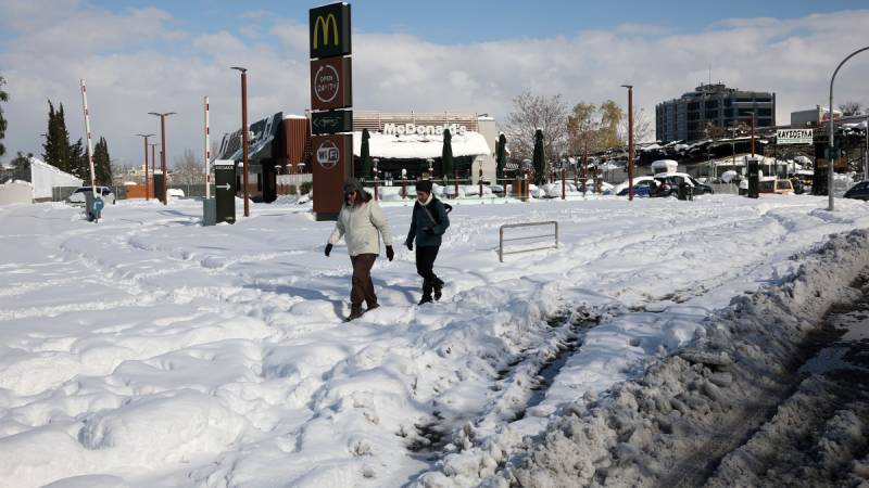 Κλειστά και αύριο λιανεμπόριο, λαϊκές και τράπεζες - Ποιες Περιφέρειες αφορά η αργία