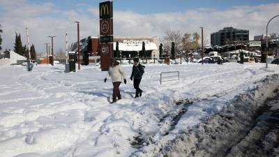 Κλειστά και αύριο λιανεμπόριο, λαϊκές και τράπεζες - Ποιες Περιφέρειες αφορά η αργία