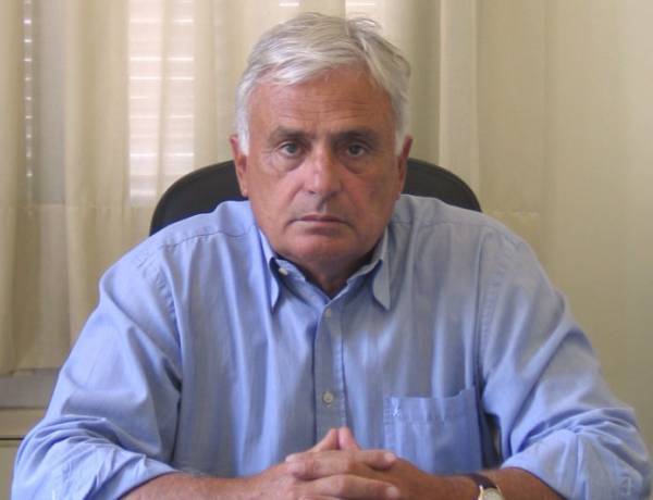 Μανιάτης: "Ναι στη συμφωνία, όχι στο δημοψήφισμα"