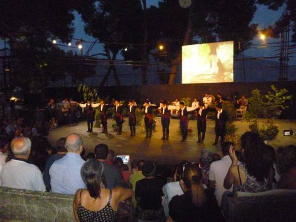 Παράσταση του Λυκείου Ελληνίδων Καλαμάτας
