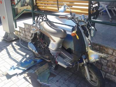 Μηχανάκι συγκρούστηκε με φορτηγό στην Κυπαρισσία