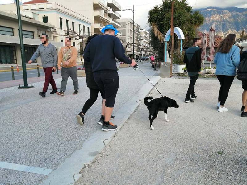 Γεμίζει η Παραλία