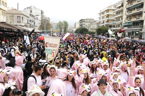 Ικανοποίηση Ηλιόπουλου για τα καρναβάλια 