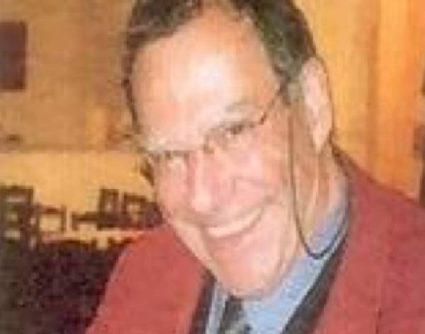 Ομότιμος καθηγητής Φιλολογίας στο Πανεπιστήμιο Πελοποννήσου ο Guy Saunier