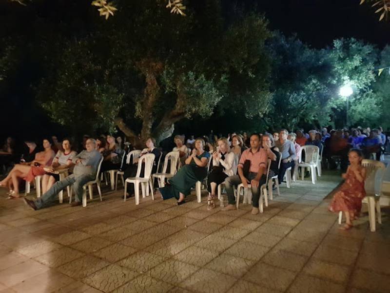 «Νέο Κύμα» στη Μάδαινα