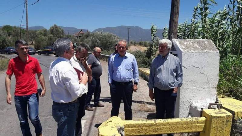 &quot;Χρησμοί&quot; και διαρροές αντί για συνεντεύξεις Τύπου