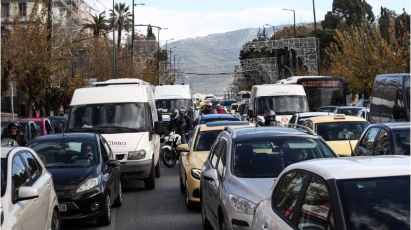 ΕΕ: Οριστικά τέλος σε βενζινοκίνητα, πετρελαιονίκητα και υβριδικά αυτοκίνητα από το 2035 (βίντεο)