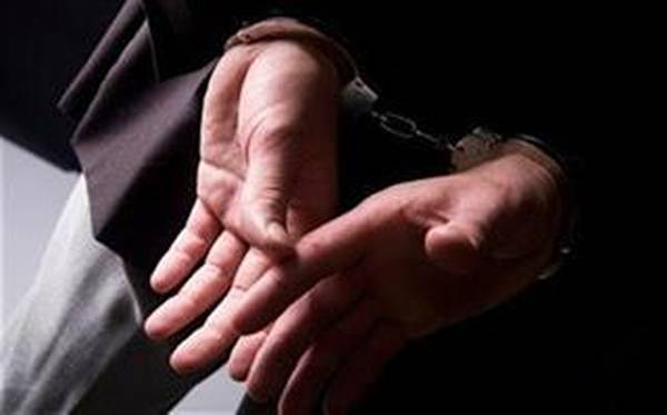 Σύλληψη επιχειρηματία για υπεξαίρεση 39.000 ευρώ μετά από μήνυση του συνεταίρου του