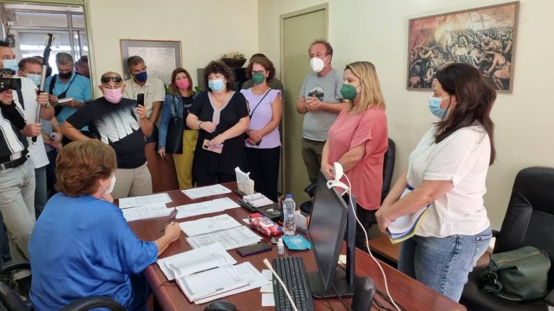 Διαμαρτυρία για ελλείψεις βοηθητικού  προσωπικού στο Ειδικό Νηπιαγωγείο και Δημοτικό Καλαμάτας (βίντεο)
