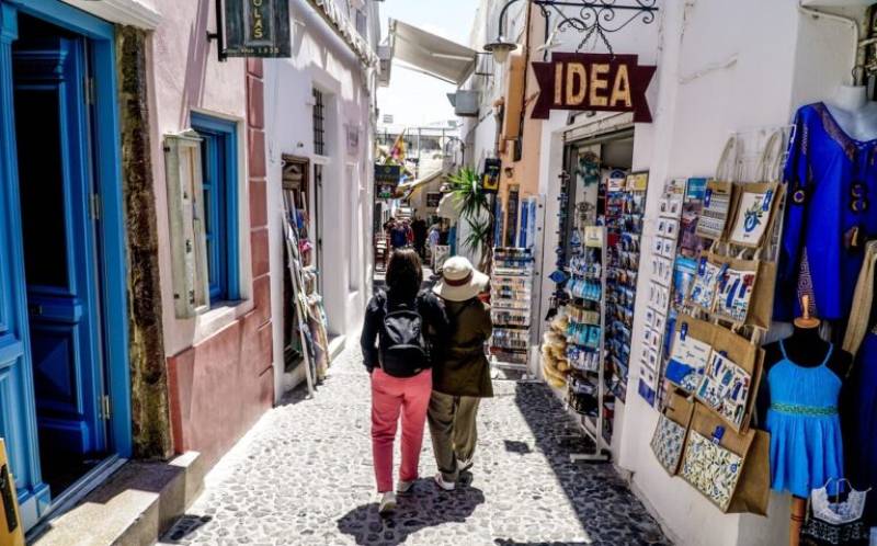 Εφορία: Μεγάλη εξόρμηση ελεγκτών σε τουριστικούς προορισμούς