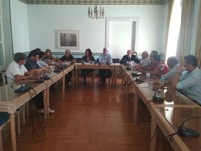 Κουδούνι χωρίς μεταφορά μαθητών με ευθύνη της Περιφέρειας Πελοποννήσου