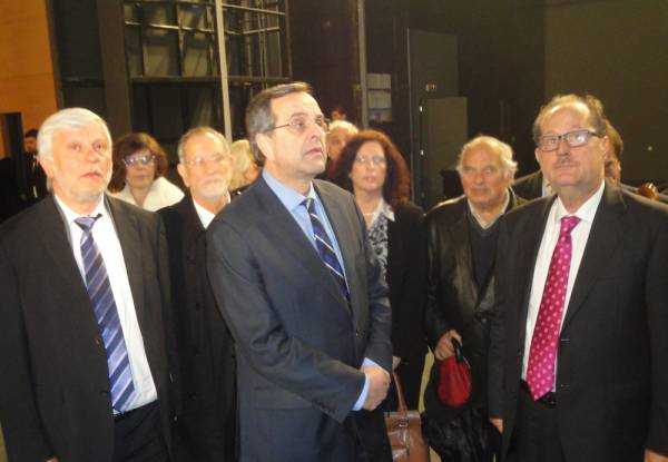 Σύμφωνα με μέτρηση της Κάπα Research για το Super TV: Υψηλή δημοτικότητα για Σαμαρά και Νίκα