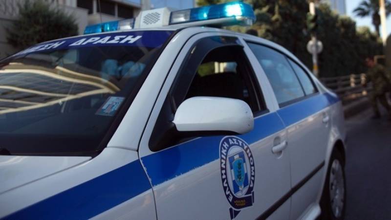 Σύλληψη 52χρονης για απόπειρα ανθρωποκτονίας 61χρονου στην Καλλιθέα