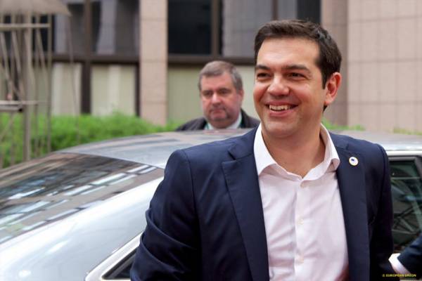 Τσίπρας: "Καλούμαστε για έναν γόνιμο και έντιμο συμβιβασμό προκειμένου να αποφύγουμε μια ιστορική ρήξη"