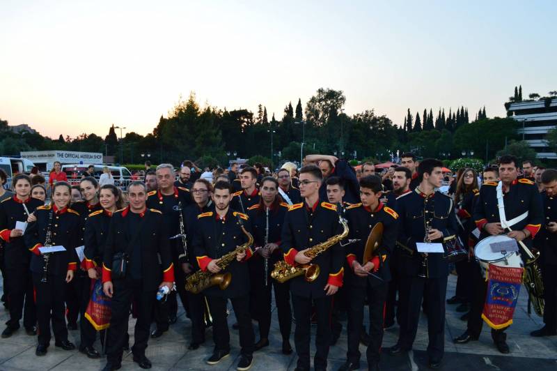 Μοναδική εμπειρία της Δημοτικής Φιλαρμονικής Γαργαλιάνων στη συναυλία των Scorpions στο Καλλιμάρμαρο (βίντεο-φωτογραφίες)