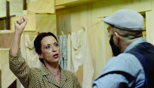 Πρεμιέρα: “Η Κόμισσα της φάμπρικας” από το Μεσσηνιακό Ερασιτεχνικό Θέατρο