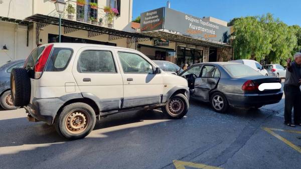Καλαμάτα: Τροχαίο με τραυματισμό στην οδό Υπαπαντής