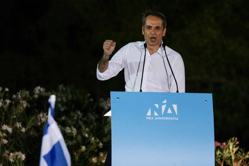Μητσοτάκης: " Η αναγέννηση της Ελλάδας θα έλθει μόνο από μια ισχυρή κυβέρνηση με μια μεγάλη λαϊκή πλειοψηφία"