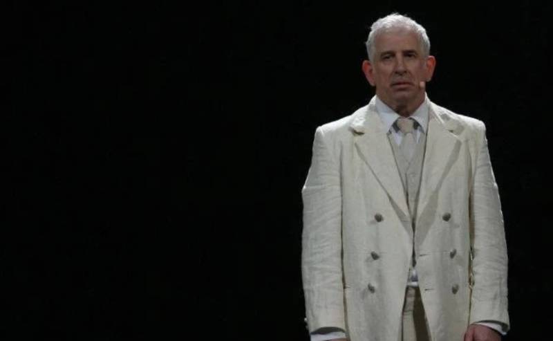 Φιλιππίδης: Δεν θα πάει αύριο στο δικαστήριο - «Δεν είναι σε θέση σωματικά να έρθει» λέει ο δικηγόρος του (Βίντεο)