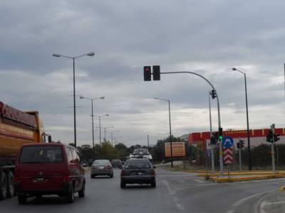 Αντικατάσταση παλιών φαναριών στην Καλαμάτα